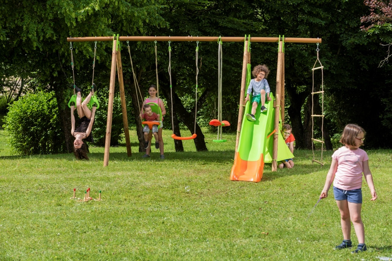 Portique 2,30 m bois-métal trapèze, cabane, siège bébé pour 9